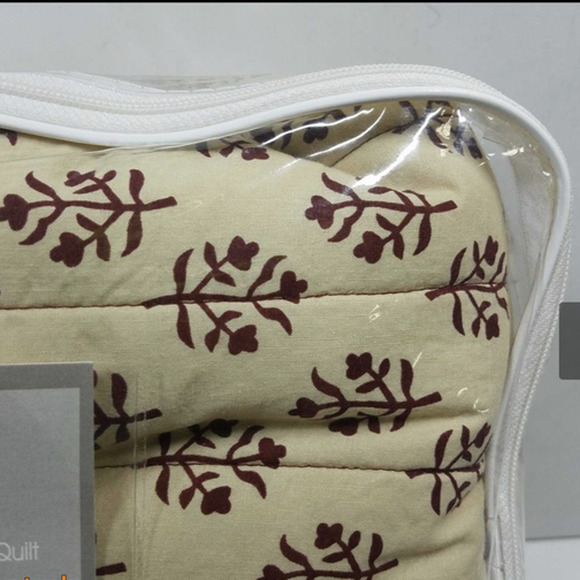 Birch Lane Heritage Bedding Birch Lane Quilt Creambrown Reversible Size Queen Poshmark